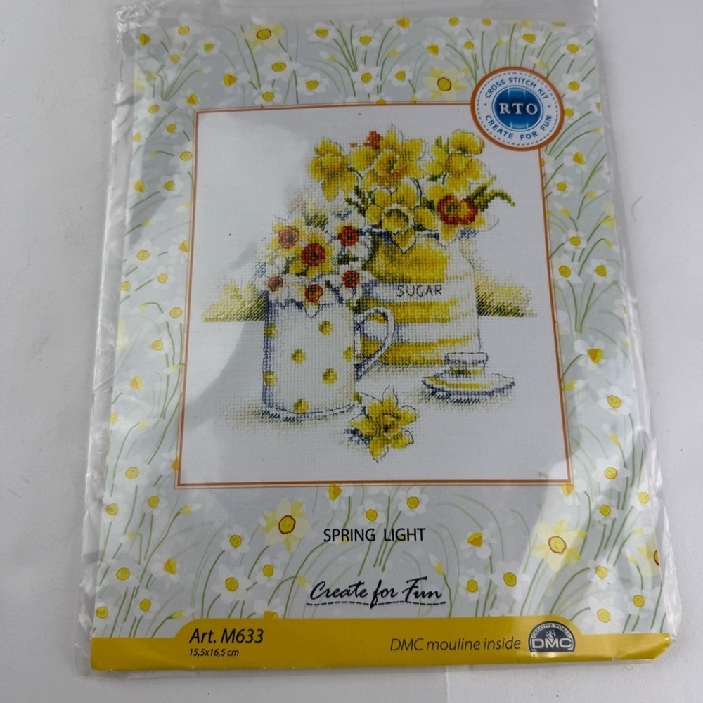 RTO Spring Light Daffodil Counted Cross Stitch Kit New in Package